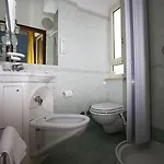 Mocambo Piscina, E Biciclette Hotel 3*