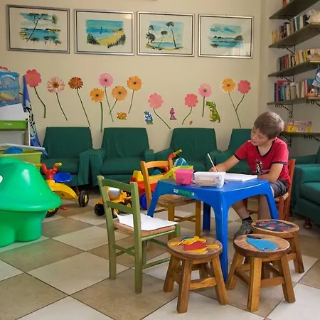 Hotel Mocambo Piscina E San Benedetto del Tronto