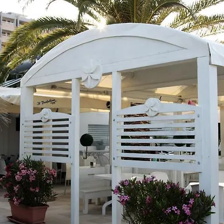 Hotel Mocambo Piscina E 3*