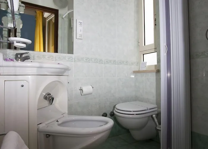 Mocambo Piscina E Hotel 3*