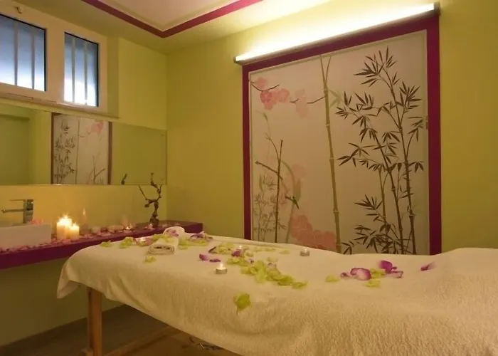 Mocambo Piscina E 3*