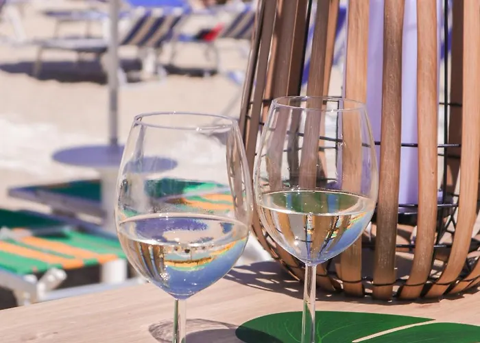 Mocambo Piscina E Hotel 3*