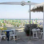 Mocambo Piscina, E Biciclette 3*