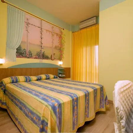 Hotel Mocambo Piscina, E Biciclette