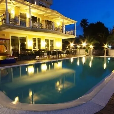 Mocambo Piscina E Hotel