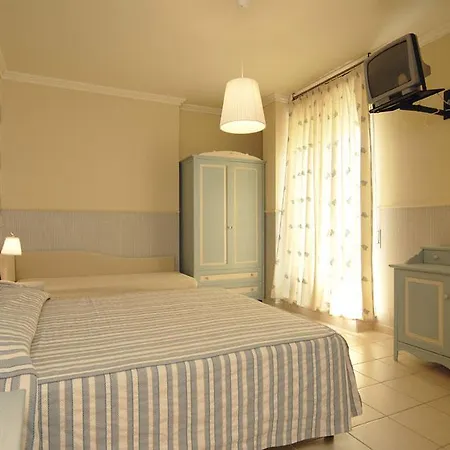 Mocambo Piscina E San Benedetto del Tronto