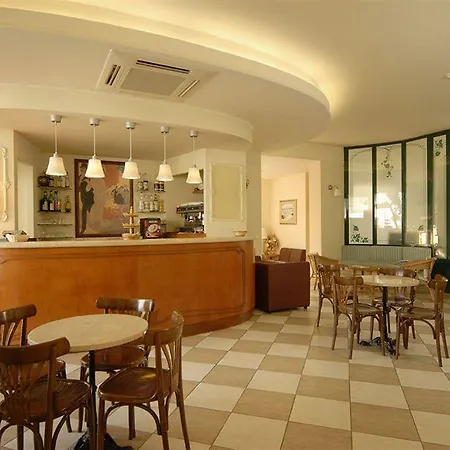 Hotel Mocambo Piscina E