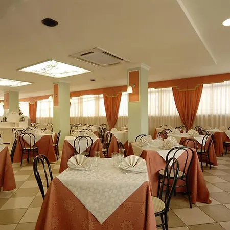 Mocambo Piscina E 3*