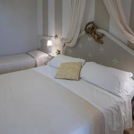 Mocambo Piscina E Hotell