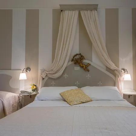 Hotel Mocambo Piscina E 3*