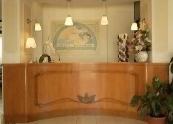 Hotel Mocambo Piscina, Spiaggia E Biciclette San Benedetto del Tronto