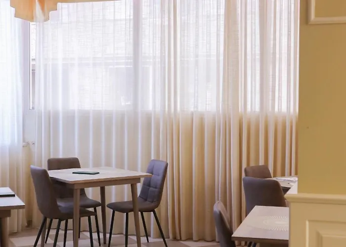 Mocambo Piscina E Hotel